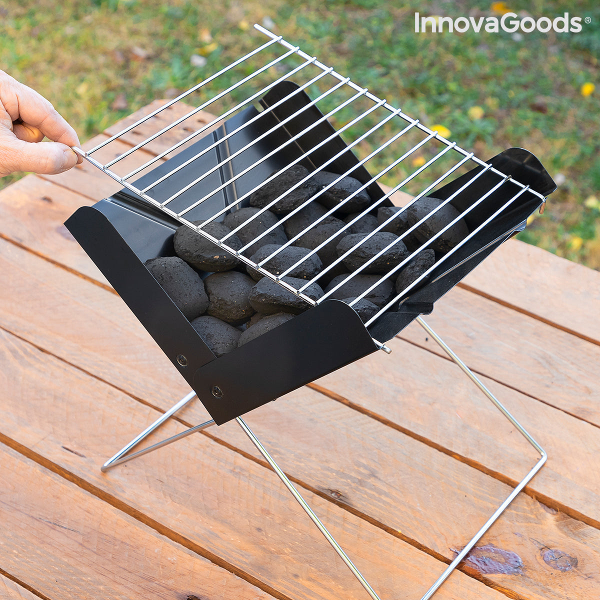 Mini Barbacoa Plegable Portátil para Carbón Foldecue InnovaGoods