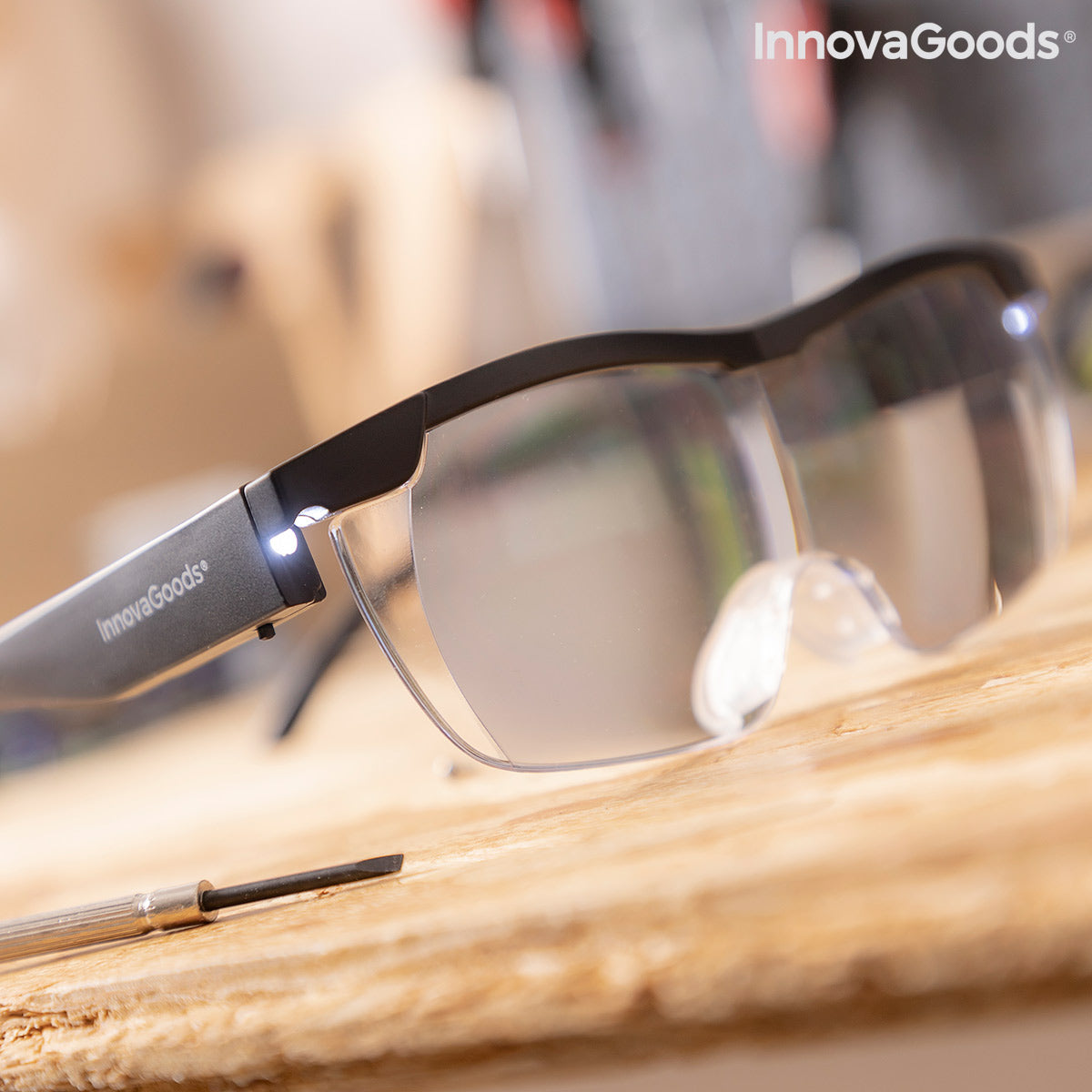 Gafas de Aumento con LED Glassoint InnovaGoods