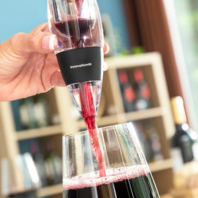 Aireador de Vino con Filtro, Soporte y Funda Wineir InnovaGoods